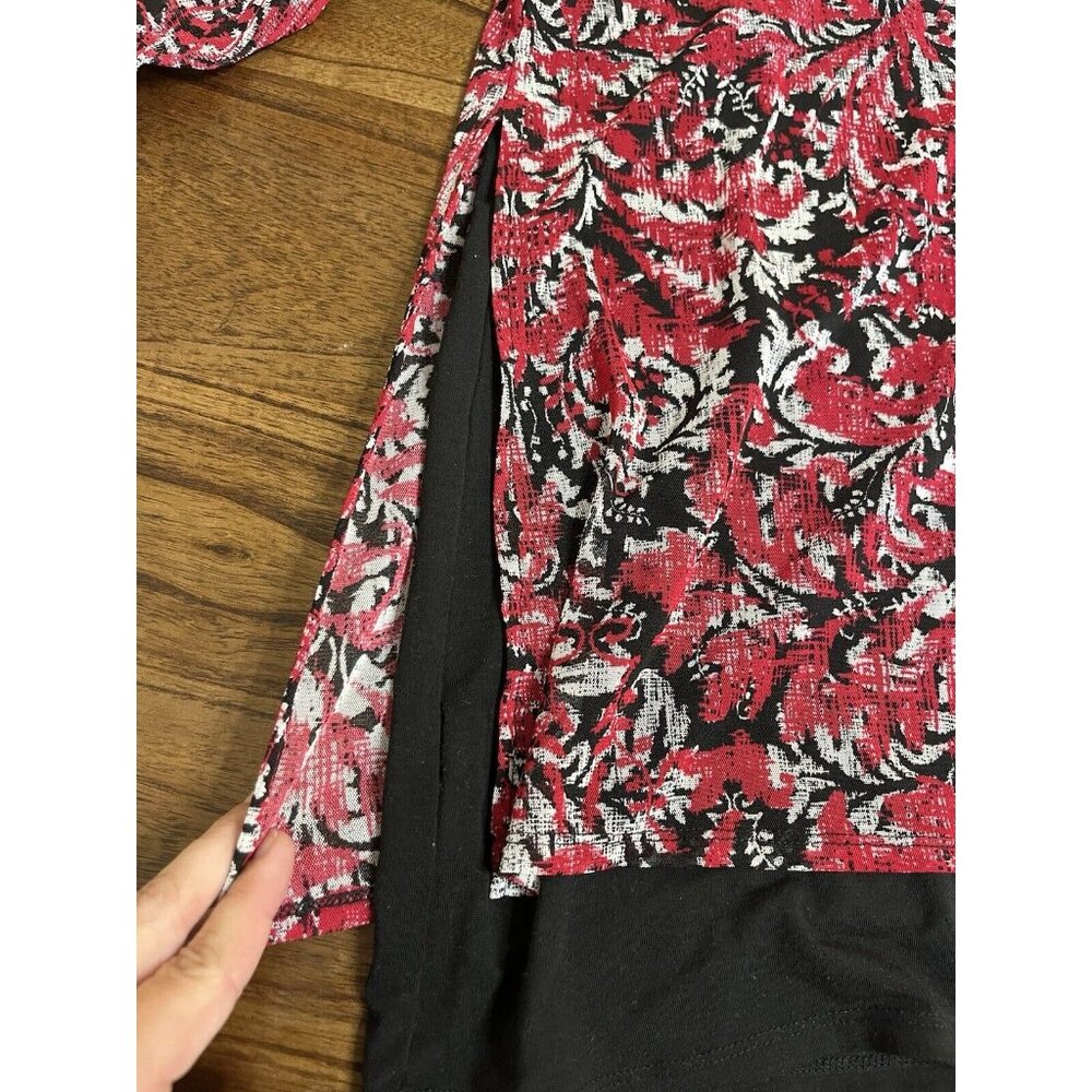 Catherines Top Blouse Tunic Red Black White Size 2x Paisley Floral Leaf - Picture 8 of 8